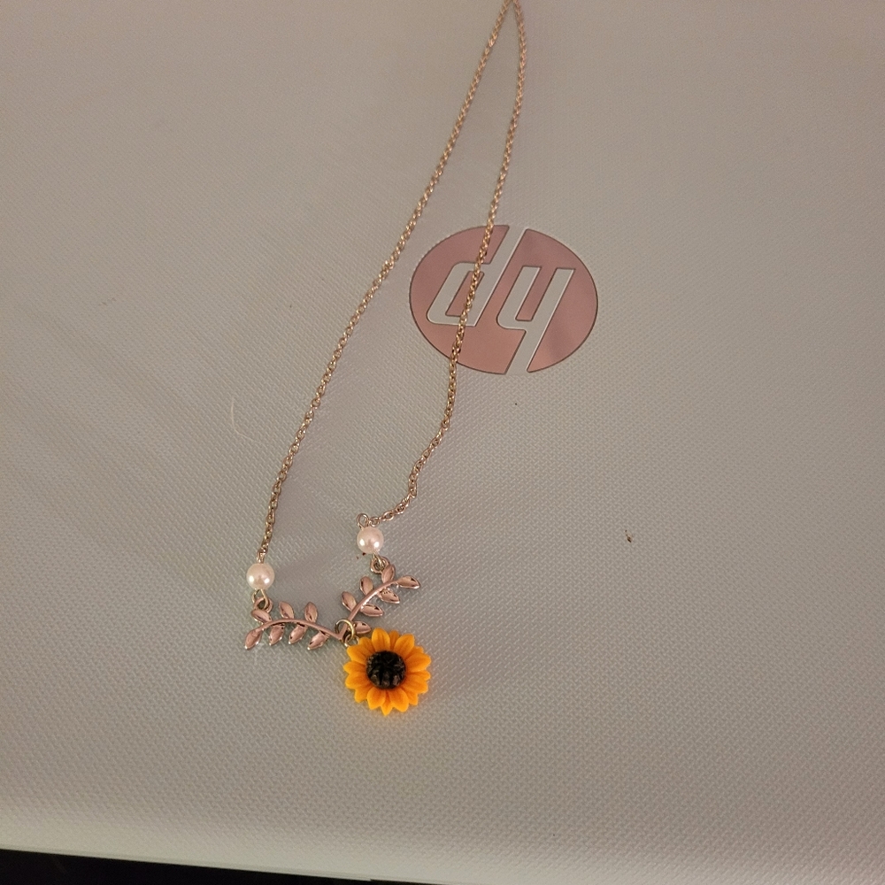 Sunflower necklace